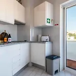 דירה Downtown Rooftop 1 Bedroom