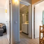 Downtown Rooftop 1 Bedroom * Албуфейра