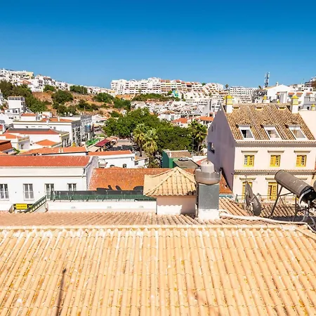 Downtown Rooftop 1 Bedroom